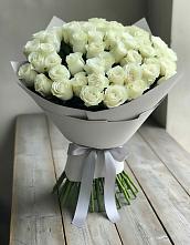 Букет 35 Белых роз в Волченки