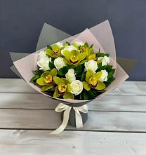 Букет цветов из:  Орхидеи и Розы в Волченки