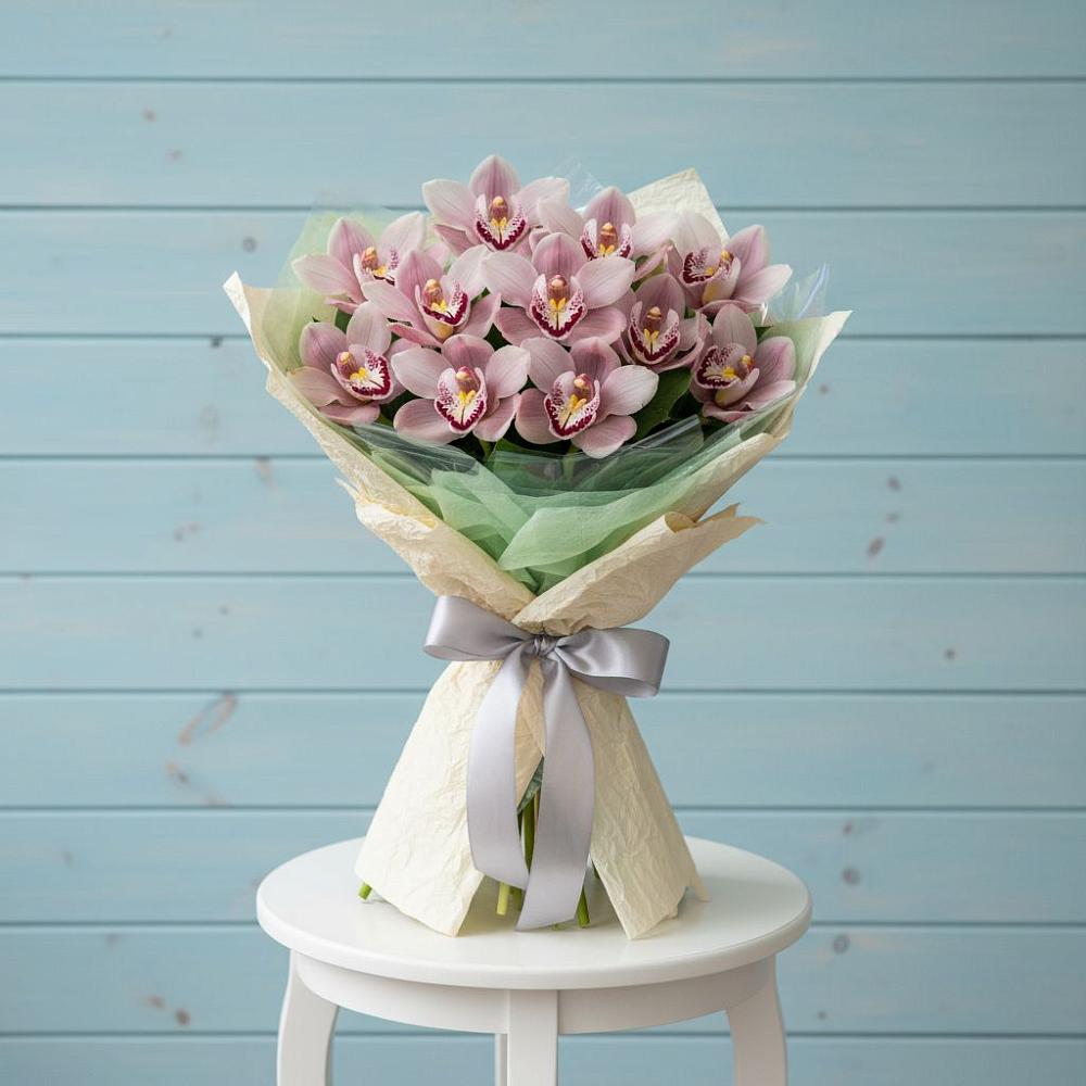 Букет цветов из: Орхидеи и Розы в Волченки