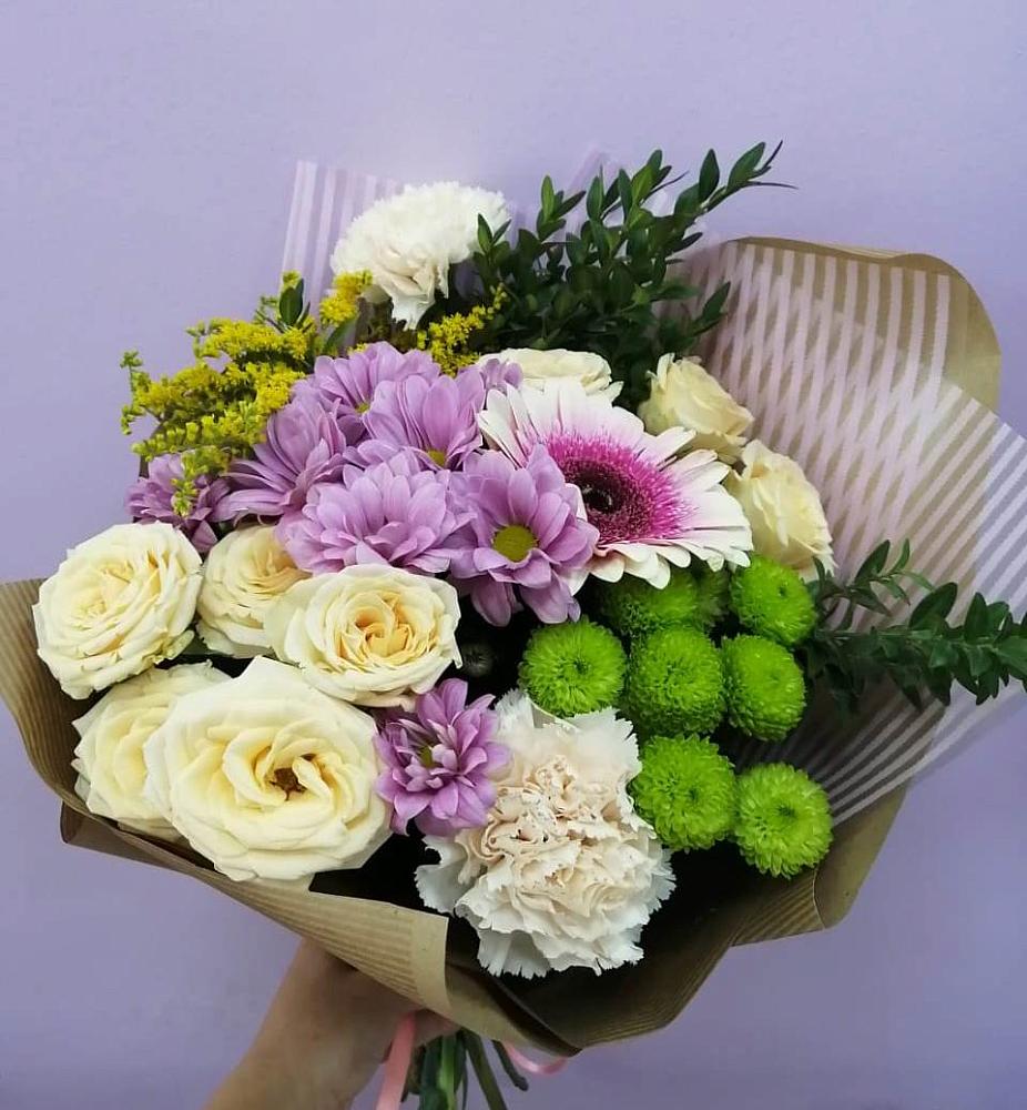 Букет цветов из: Хризантемы, Розы, Гвоздики и Герберы в Волченки