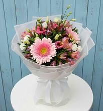 Букет цветов из:  Герберы, Альстромерии и Лизиантусы в Волченки